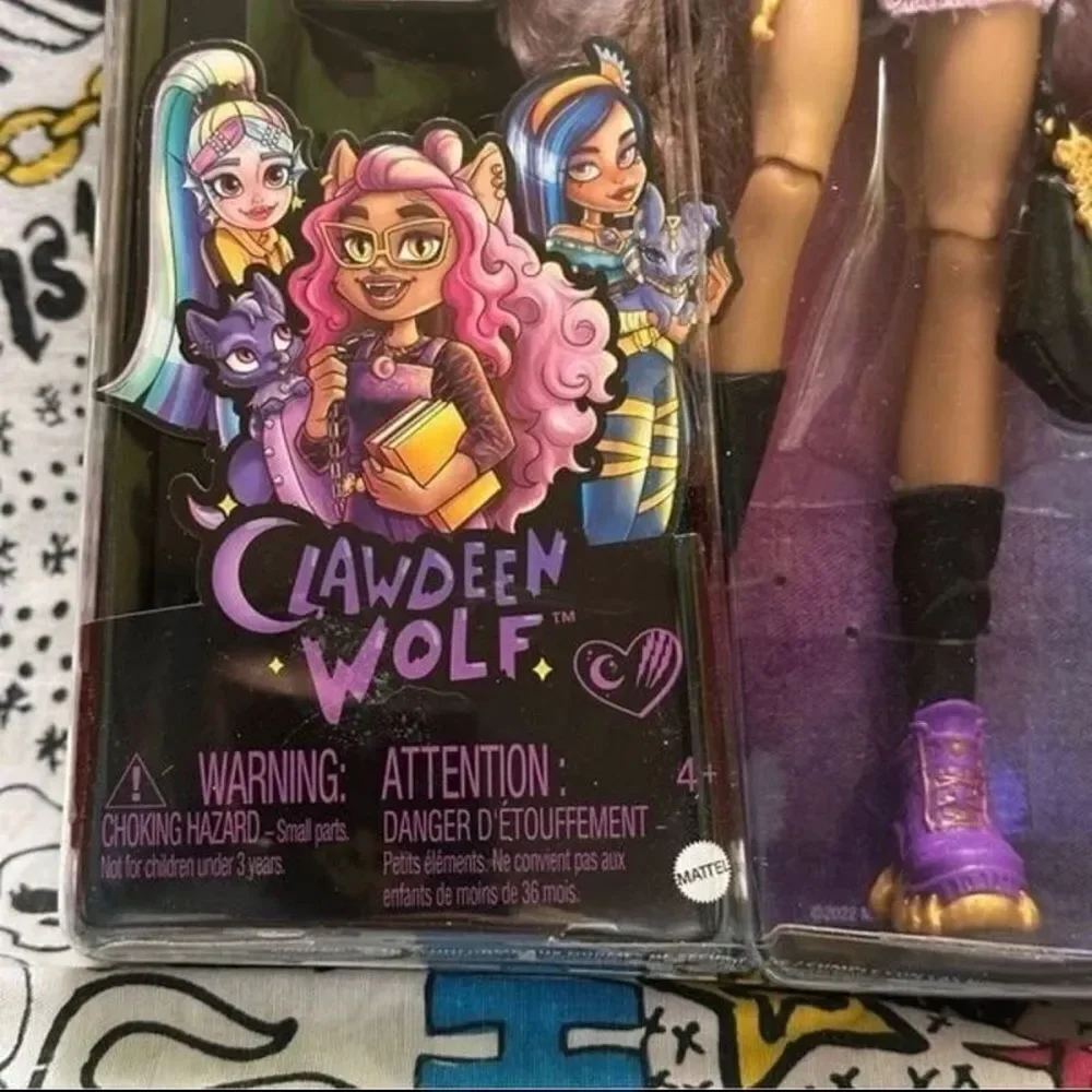 Monster High Clawdeen Wolf doll Crescent